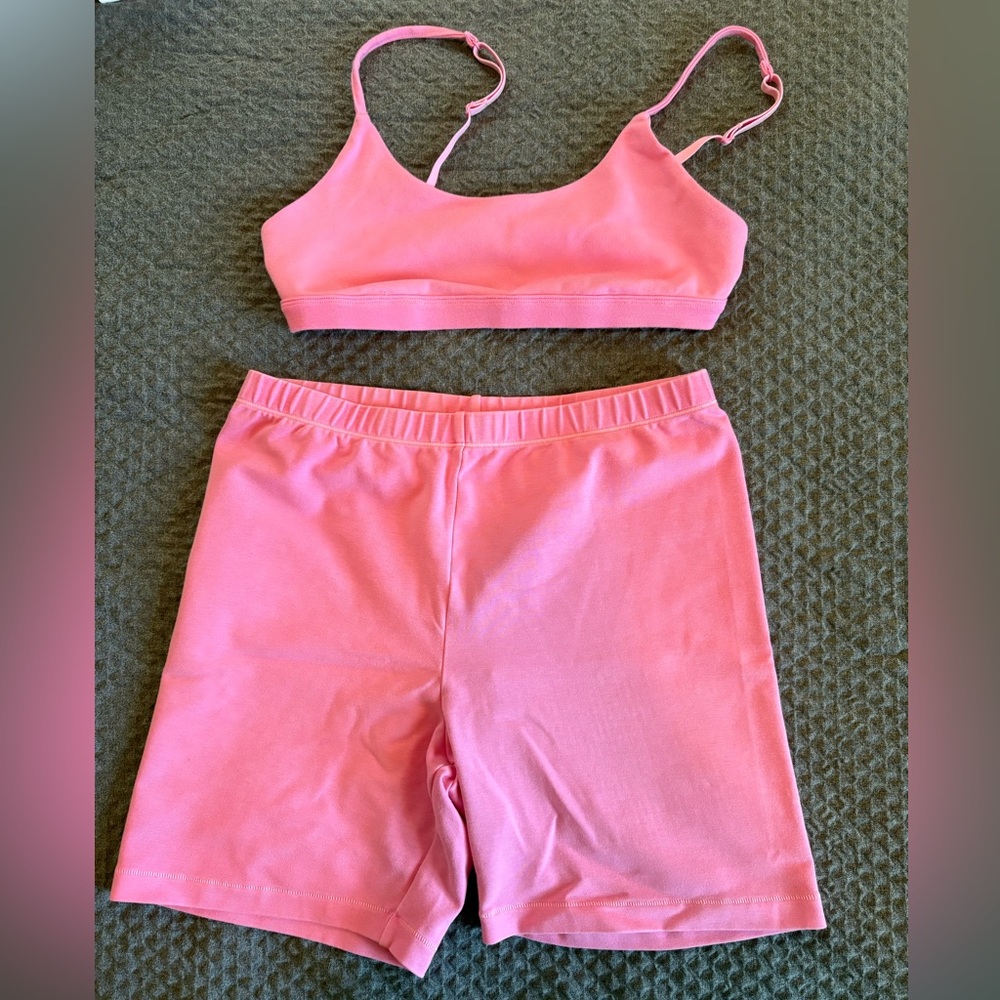 SKIMS Outdoor Set NWOT